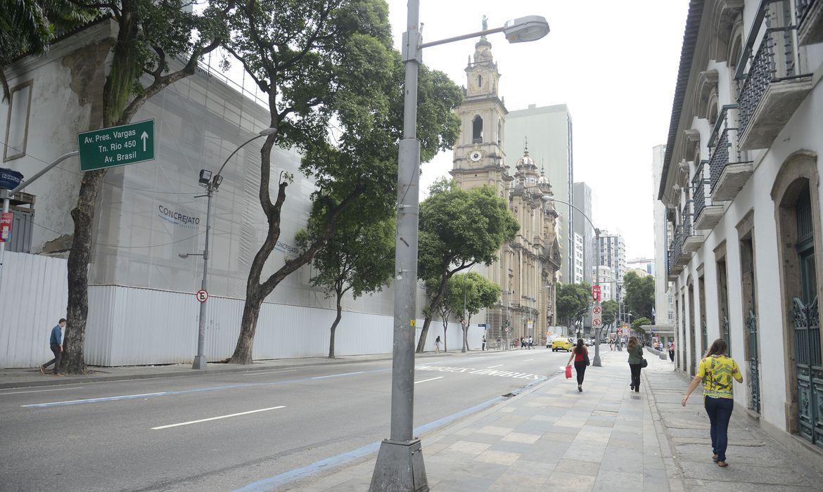 Prefeitura do Rio de Janeiro fecha comércio a partir de amanhã