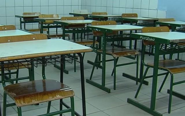 Professores do RN entram em greve por tempo indeterminado