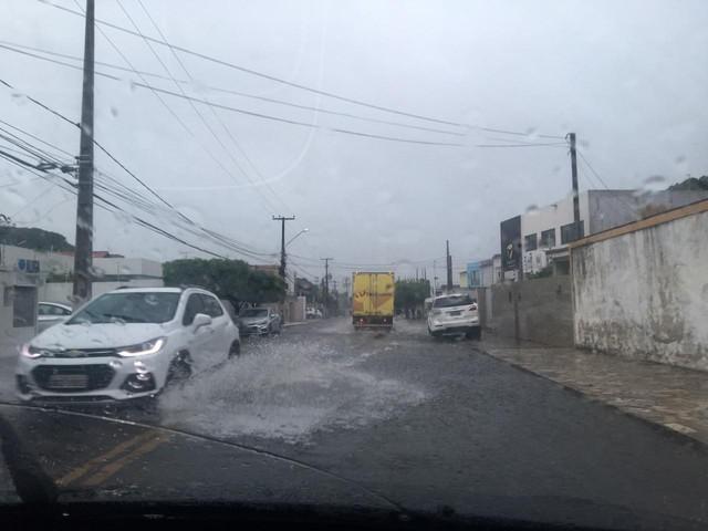 STTU alerta para pontos de alagamentos em Natal; veja lista