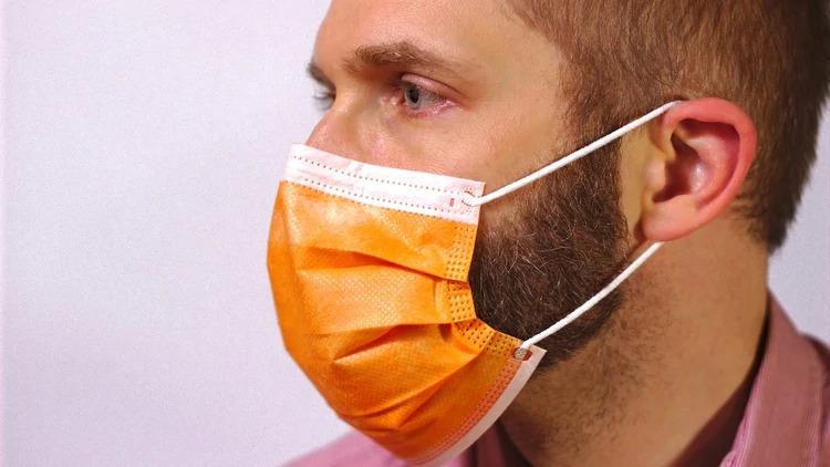 Coronavírus: barba dificulta vedação de máscaras, diz infectologista