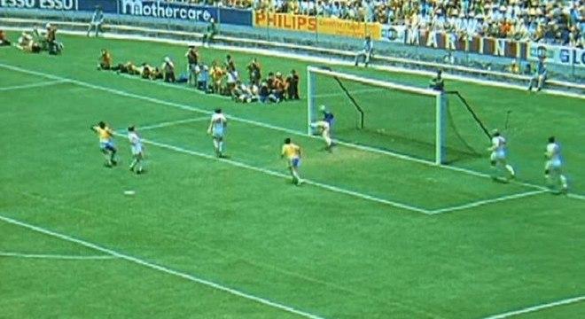 Goleiros comemoram o seu dia sem jogos, defesas, gols e grito de torcida