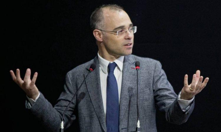 Fake news: Ministro da Justiça entra com habeas corpus no STF em nome de Weintraub e de investigados