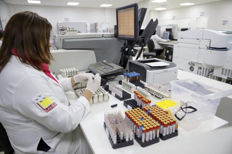 Pesquisadores da USP desenvolvem aparelho que detecta presença de coronavírus no ar
