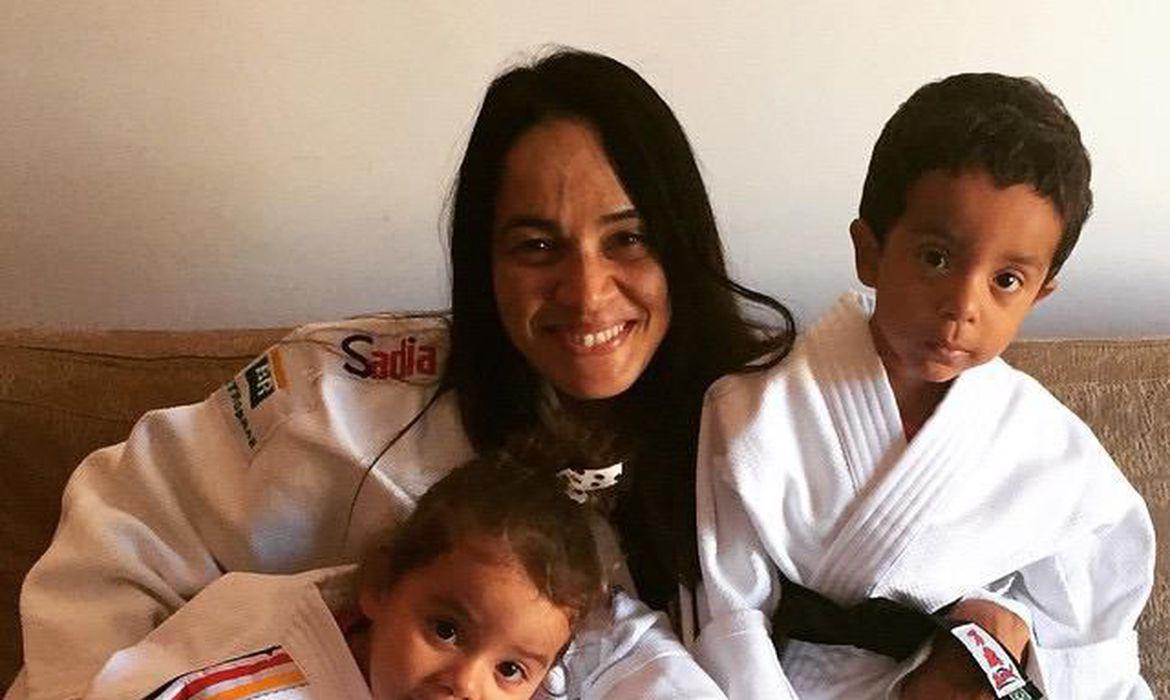 Rosicleia Campos e Ana Richa compartilham alegrias da maternidade