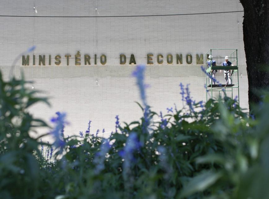 Pandemia implode a lógica do teto de gastos, e mecanismo perde razão de ser, diz Kupfer