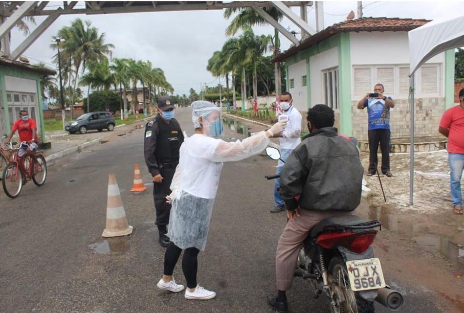 PREFEITURA DE AREZ RETOMA BARREIRA SANITÁRIA NA ENTRADA DO MUNICÍPIO