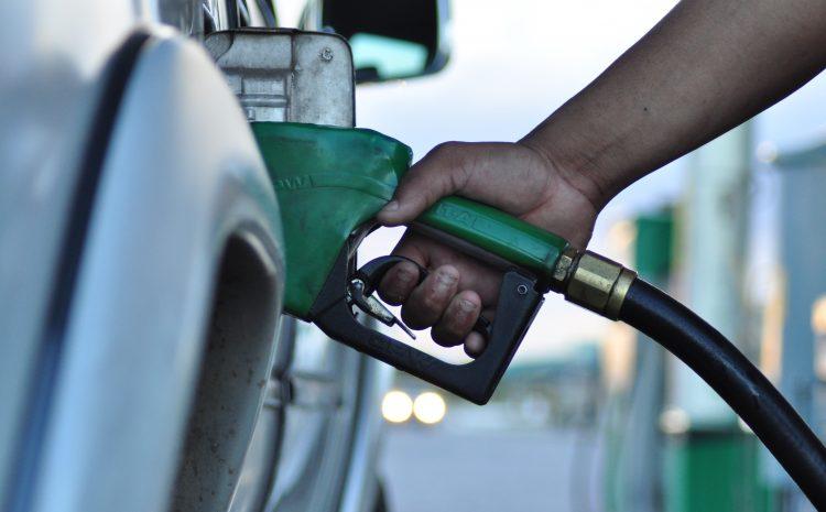 Queda de preços em maio foi puxada por gasolina, diz IBGE