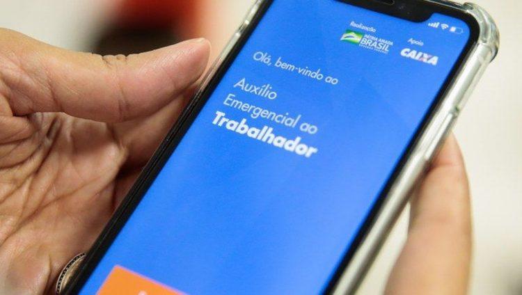 Auxílio Emergencial: Caixa libera saques e transferências para aprovados nascidos em junho