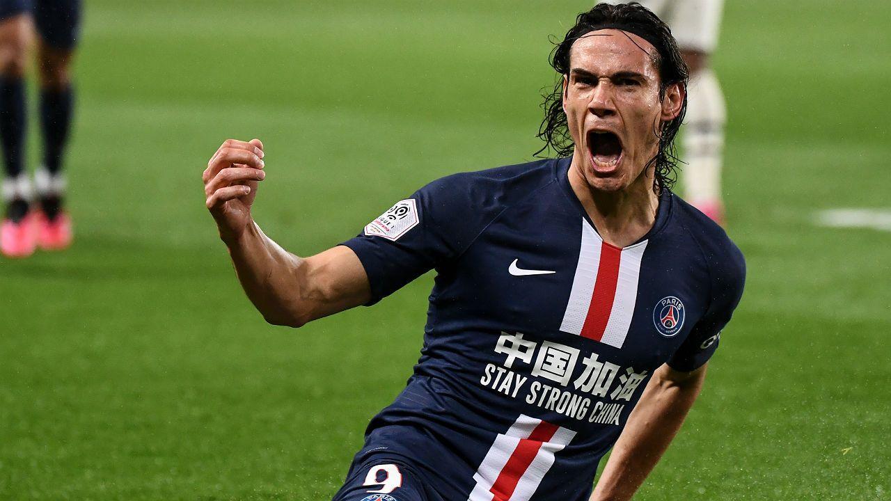 Benfica não descarta contratação de Cavani a Jorge Jesus; valores ainda são entraves por acerto