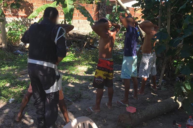 CPRE PRENDE HOMEM COM MACONHA EM NÍSIA FLORESTA