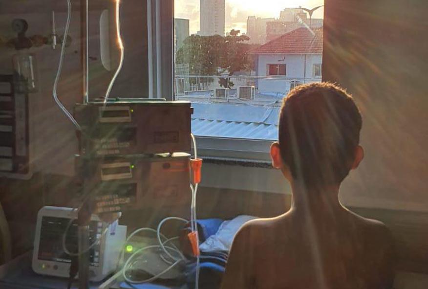 Criança de 9 anos no Nordeste que contraiu síndrome rara após Covid-19 é curada