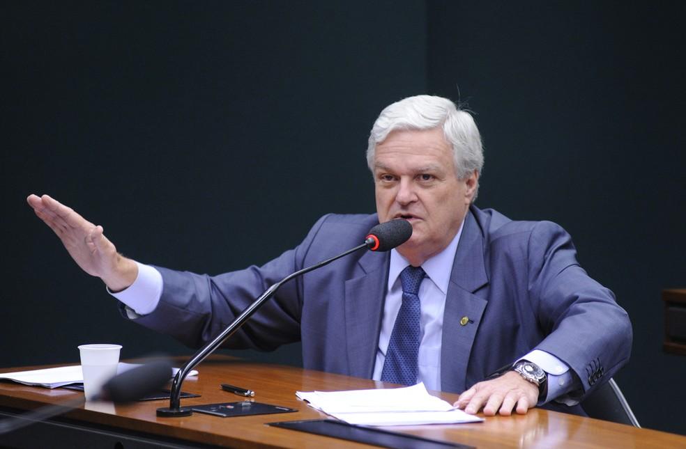 Ex-deputado José Mentor (PT) morre aos 71 anos após ser vítima de coronavírus em SP, diz partido