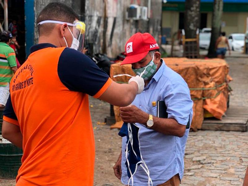 Mais de 10 mil máscaras de proteção são distribuídas na Ceasa-RN
