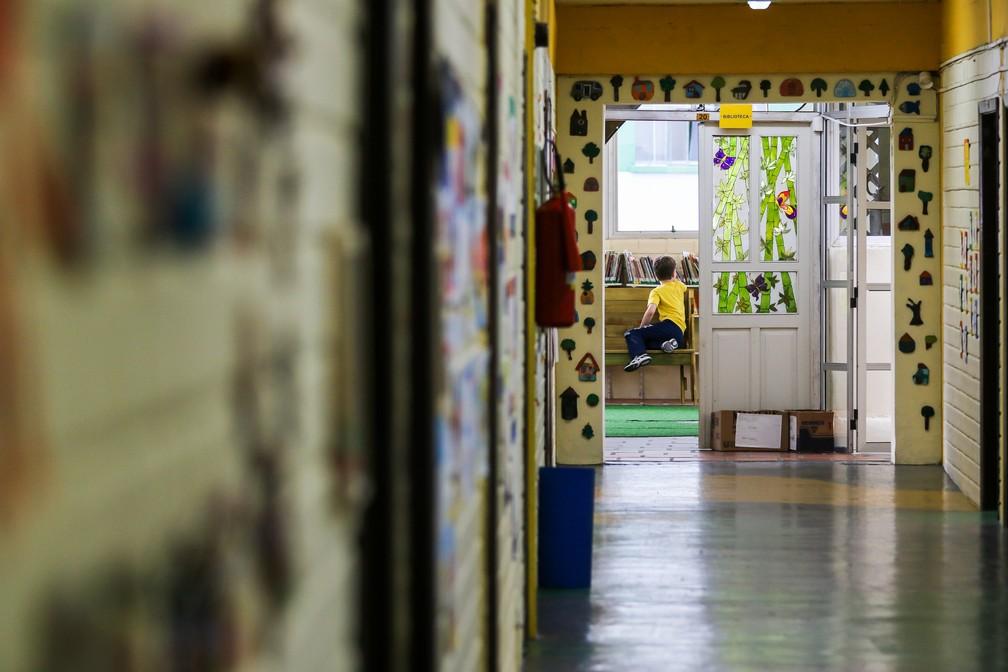 Nove estados e o DF têm previsão de retomada das aulas presenciais na rede pública estadual até setembro