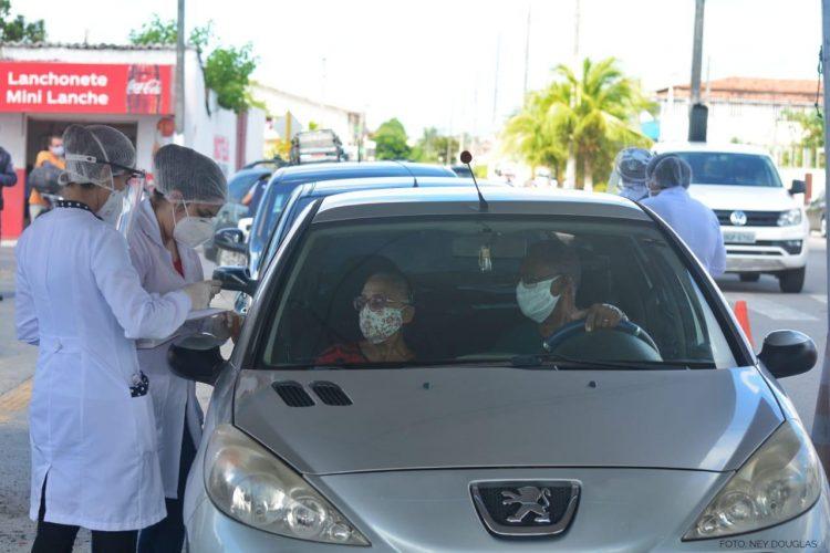 Parnamirim realiza primeiro dia de testagem drive-thru