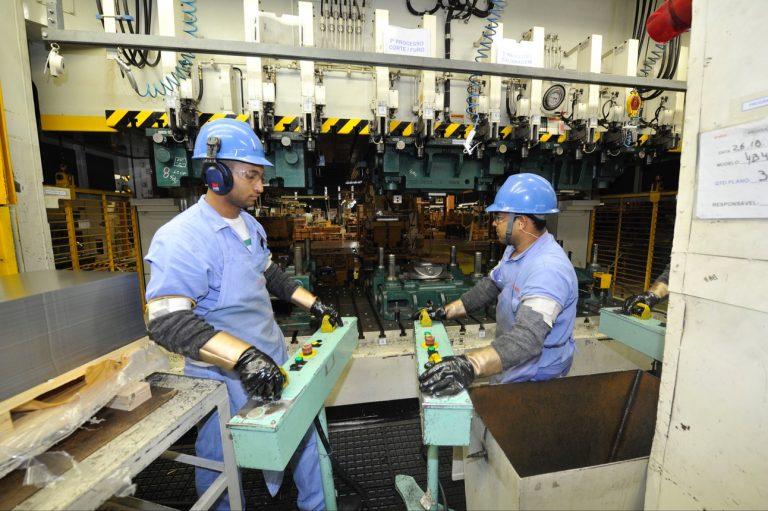 Produção industrial volta a crescer no RN
