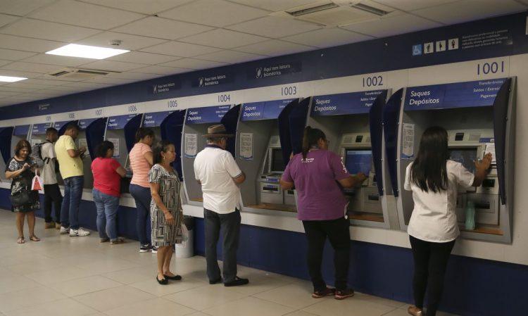 Caixa deposita FGTS emergencial para nascidos em junho nesta segunda (3)
