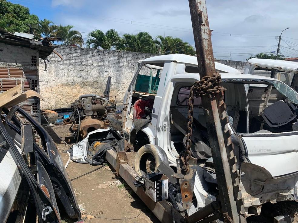 Dono de oficina mecânica na Grande Natal é preso em flagrante por venda de peças roubadas