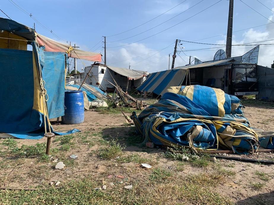 Famílias circenses sobrevivem à pandemia com venda de doces nas ruas da Grande Natal