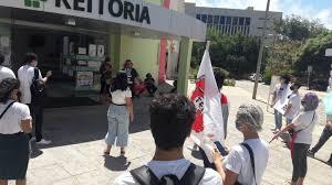 Governadora exonera coronel após ele se solidarizar com PM envolvido no protesto no IFRN