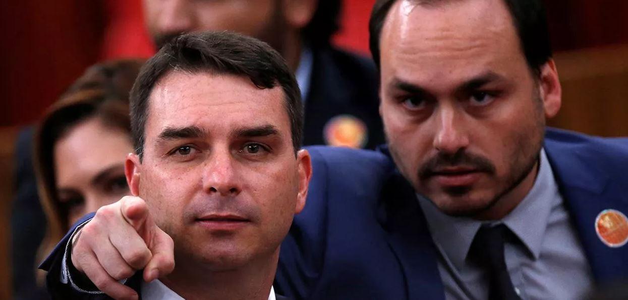 Grupo do MP que investiga Flávio Bolsonaro assume apuração sobre Carlos no caso dos funcionários fantasmas