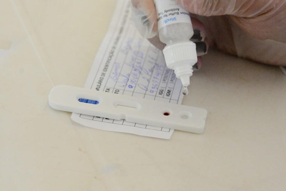Lei determina prioridade em testes de Covid-19 para trabalhadores essenciais ao controle da doença no RN