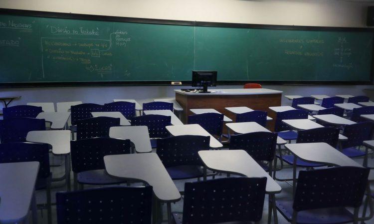 Nove estados e DF podem voltar às aulas nas escolas particulares