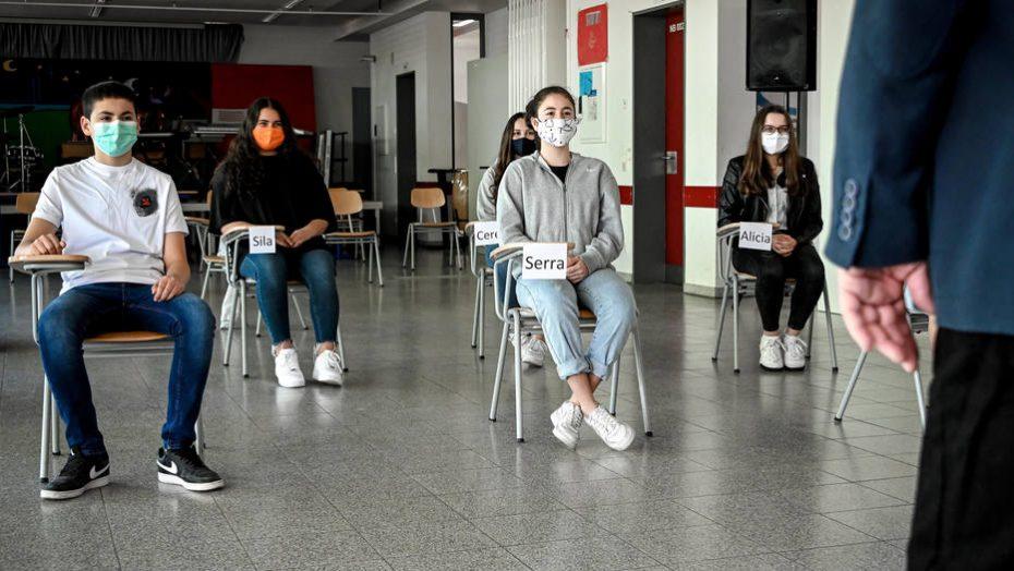 OMS alerta que volta às aulas só pode ocorrer com rastreamento de contatos