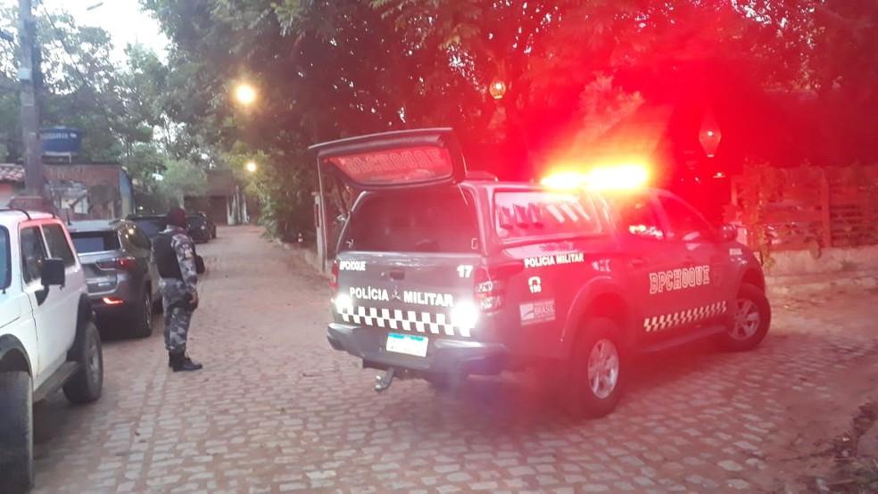 Operação do MP combate atuação de narcomilícia em Pipa e Sibaúma; mandados são cumpridos no RN e PE