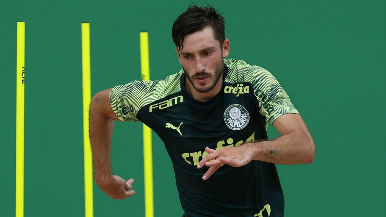 Palmeiras: Matias Viña evolui, mas não deve enfrentar a Ponte Preta; Rony é a boa notícia