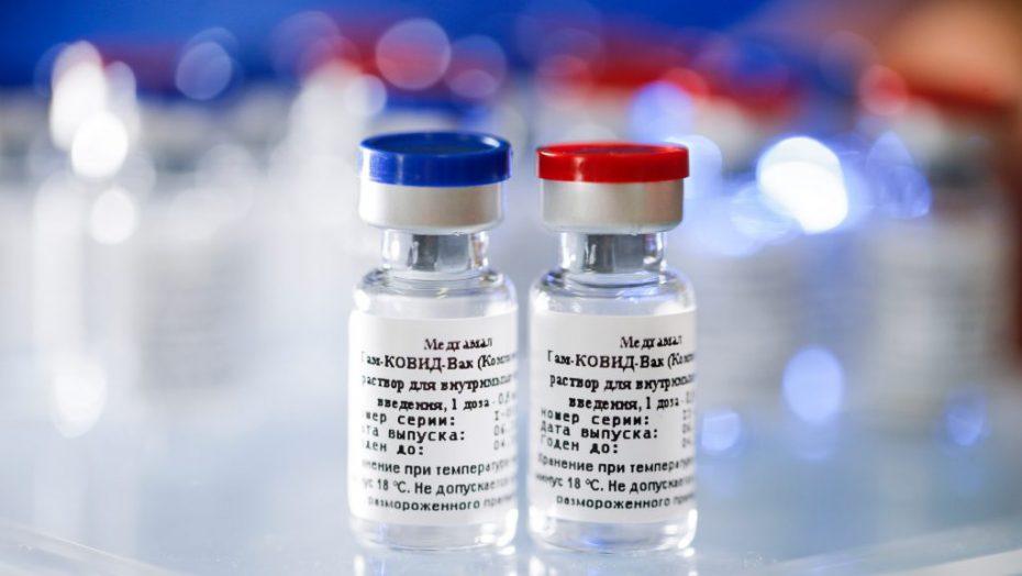 Rússia pretende produzir 6 milhões de doses da vacina contra a Covid-19 por mês