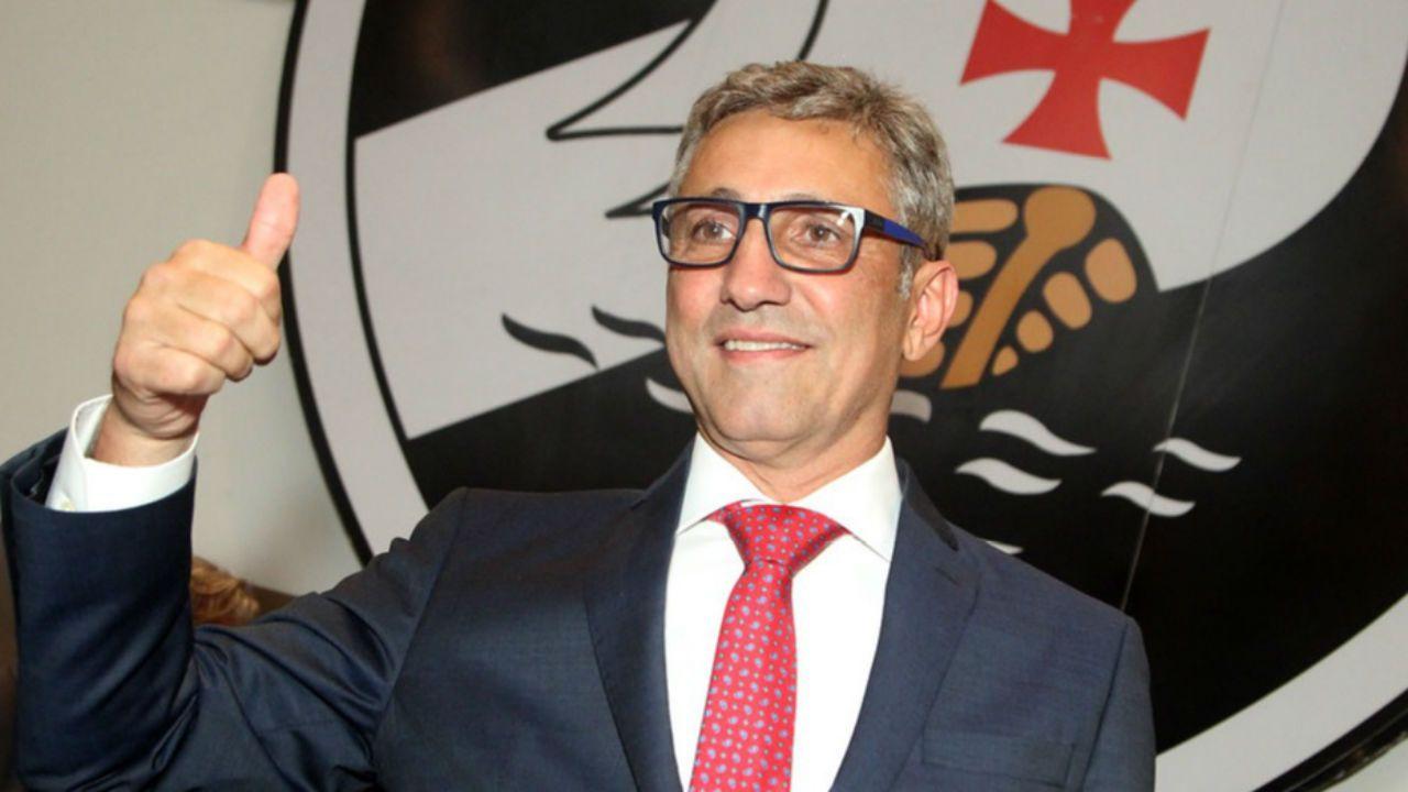 Vasco da Gama consegue renovação com Ricardo Graça até 2023 e 'respira aliviado' por manutenção de destaque