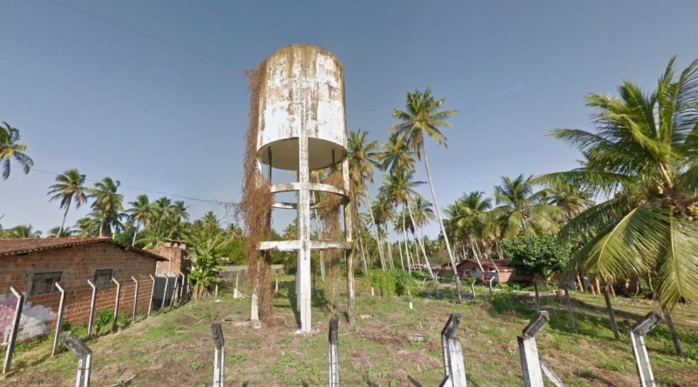 Caixa d'água cai sobre trabalhador em cidade do RN