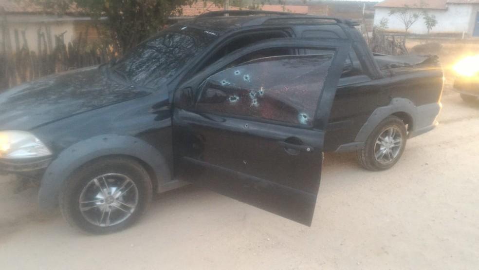 Casal é perseguido e assassinado dentro de carro no Oeste potiguar