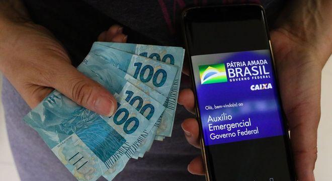 Caixa libera saque do auxílio e do FGTS neste sábado a 13,4 milhões