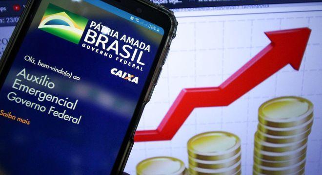 Caixa libera saque do auxílio emergencial a 7,4 milhões neste sábado