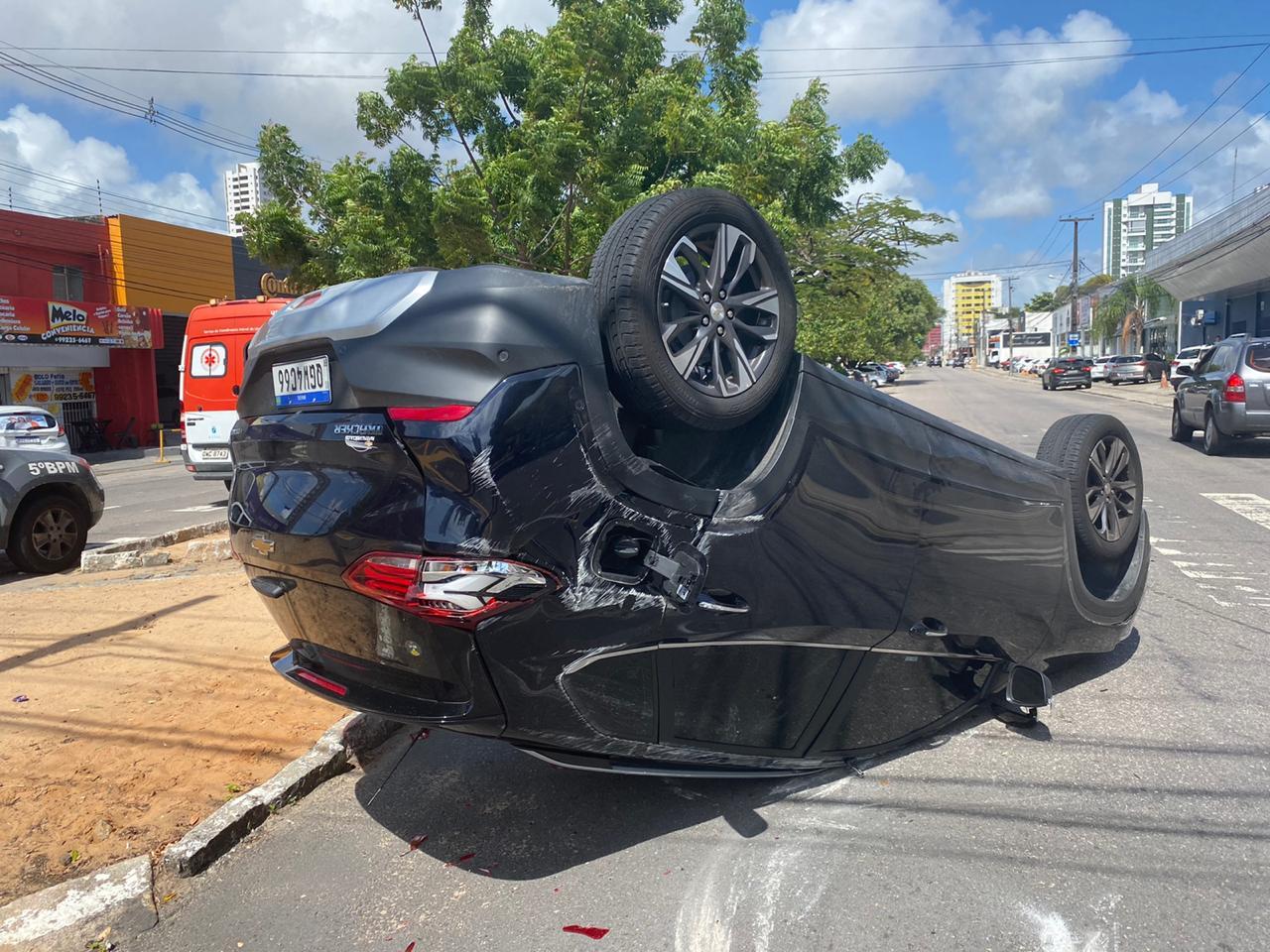 Motorista tem mal súbito e causa acidente em Natal