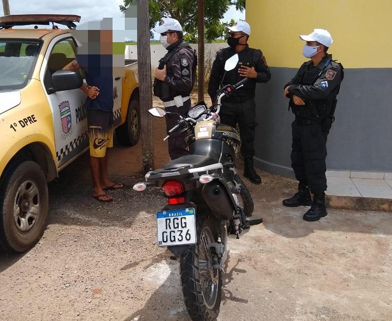 CPRE PRENDE HOMEM COM MOTO ROUBADA EM SÃO JOSÉ DE MIPIBU
