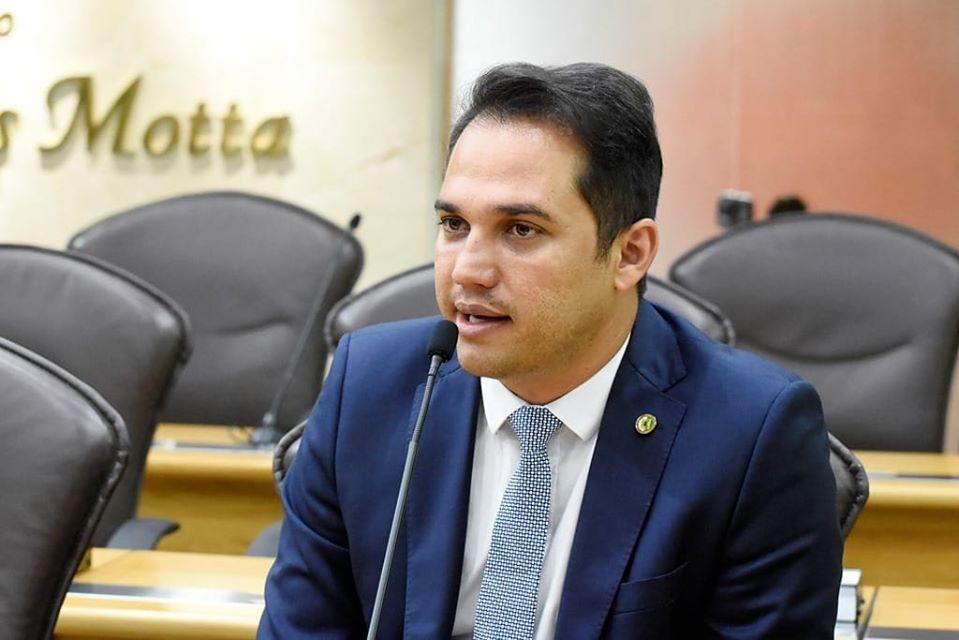 KLEBER RODRIGUES É ELEITO O PARLAMENTAR DO ANO DE 2020 NA ASSEMBLEIA LEGISLATIVA