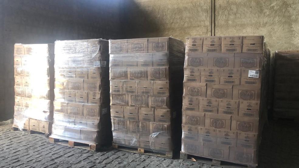 Operação contra organização de roubo de cargas prende 20 suspeitos e apreende imóveis, veículos de luxo e R$ 200 mil em dinheiro no RN