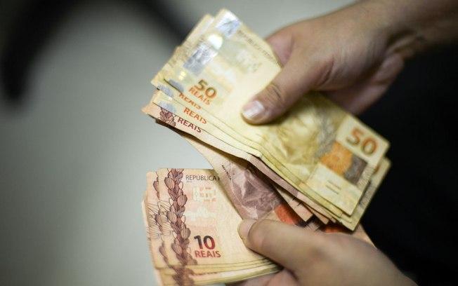 Primeira parcela do salário de dezembro dos servidores será paga nesta terça
