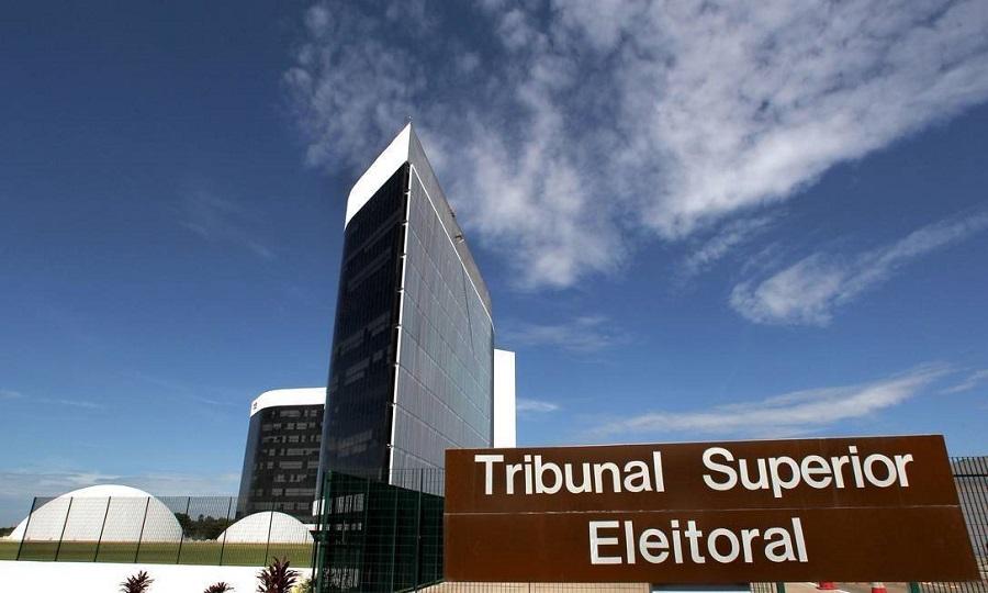 QUASE CEM PREFEITOS ELEITOS COM PENDÊNCIAS NA JUSTIÇA ELEITORAL PODEM NÃO TOMAR POSSE; DOIS SÃO DO RN