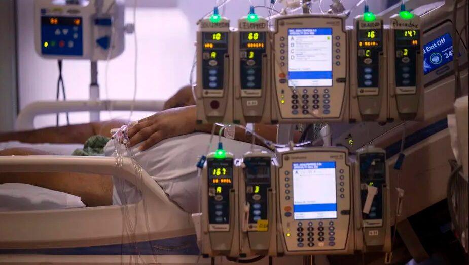 Pandemia: Estados Unidos superam 25 milhões de casos de Covid-19