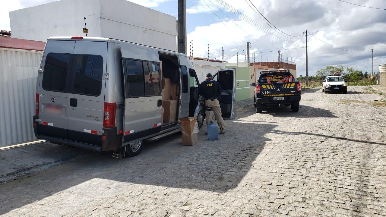 PRF apreende 86 mil maços de cigarros contrabandeados na Grande Natal