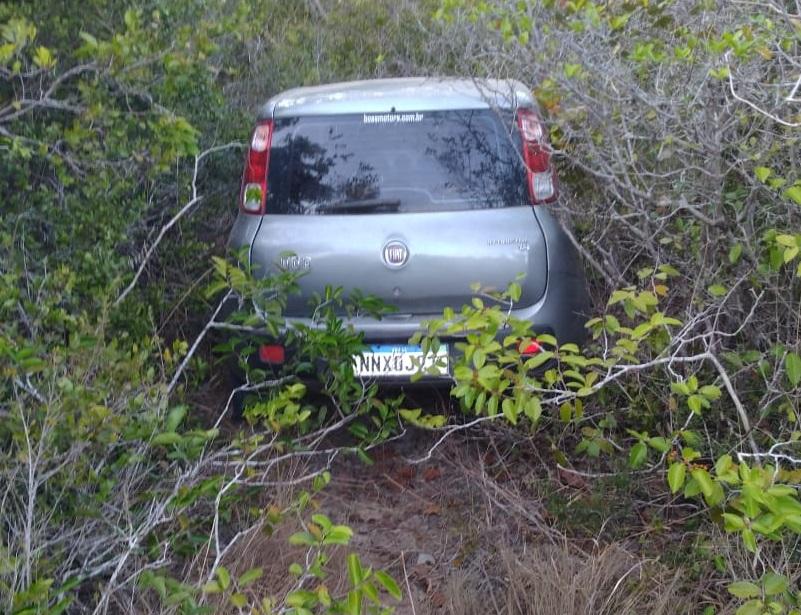 CARRO ROUBADO EM BREJINHO É RECUPERADO PELA POLÍCIA MILITAR EM SÃO JOSÉ DE MIPIBU