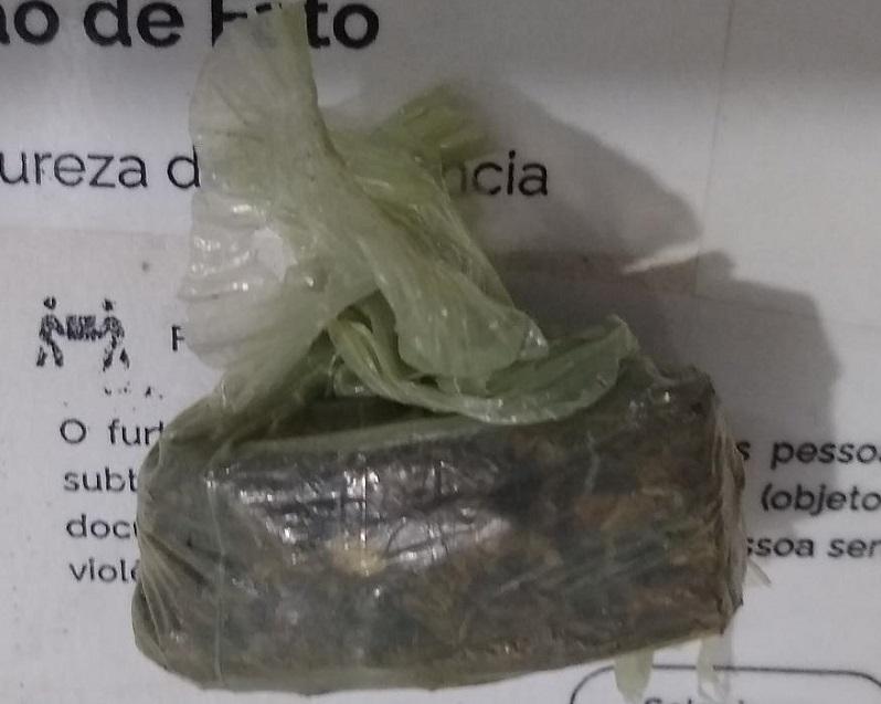 COM MACONHA, HOMEM É PRESO PELO CPRE EM NÍSIA FLORESTA