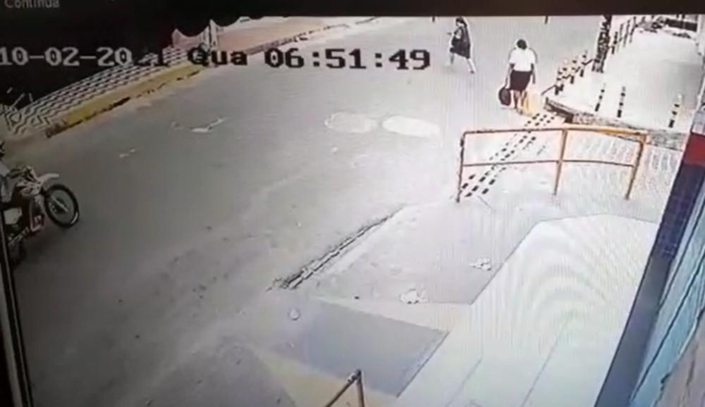 Mulher morre após ser atropelada por motociclista em Natal