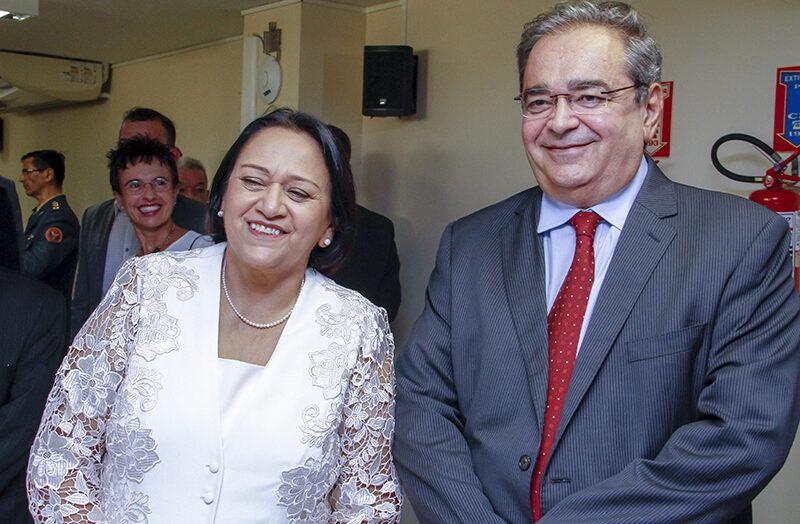 Após confusão com decretos, desembargador chama Fátima e Álvaro Dias para audiência de conciliação