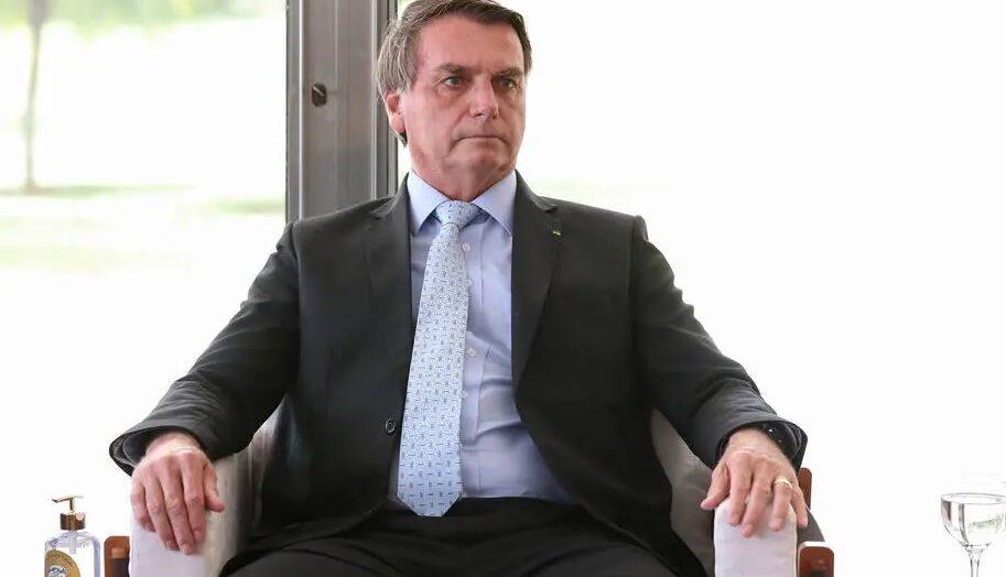 Bolsonaro diz que lockdown gera desemprego e suicídio: “afronta inadmissível”