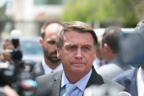 “Não temos dinheiro em caixa”, diz Bolsonaro sobre auxílio emergencial